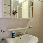 Apartamento Cristina By Interhome *